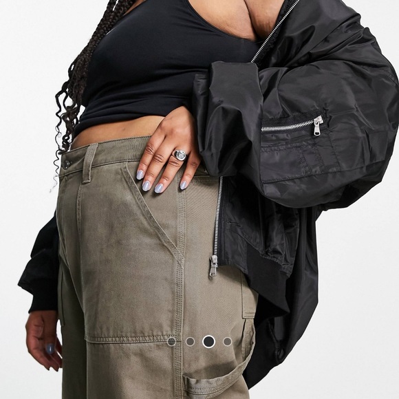 Army Green Cargo Pants - Picture 2 of 6